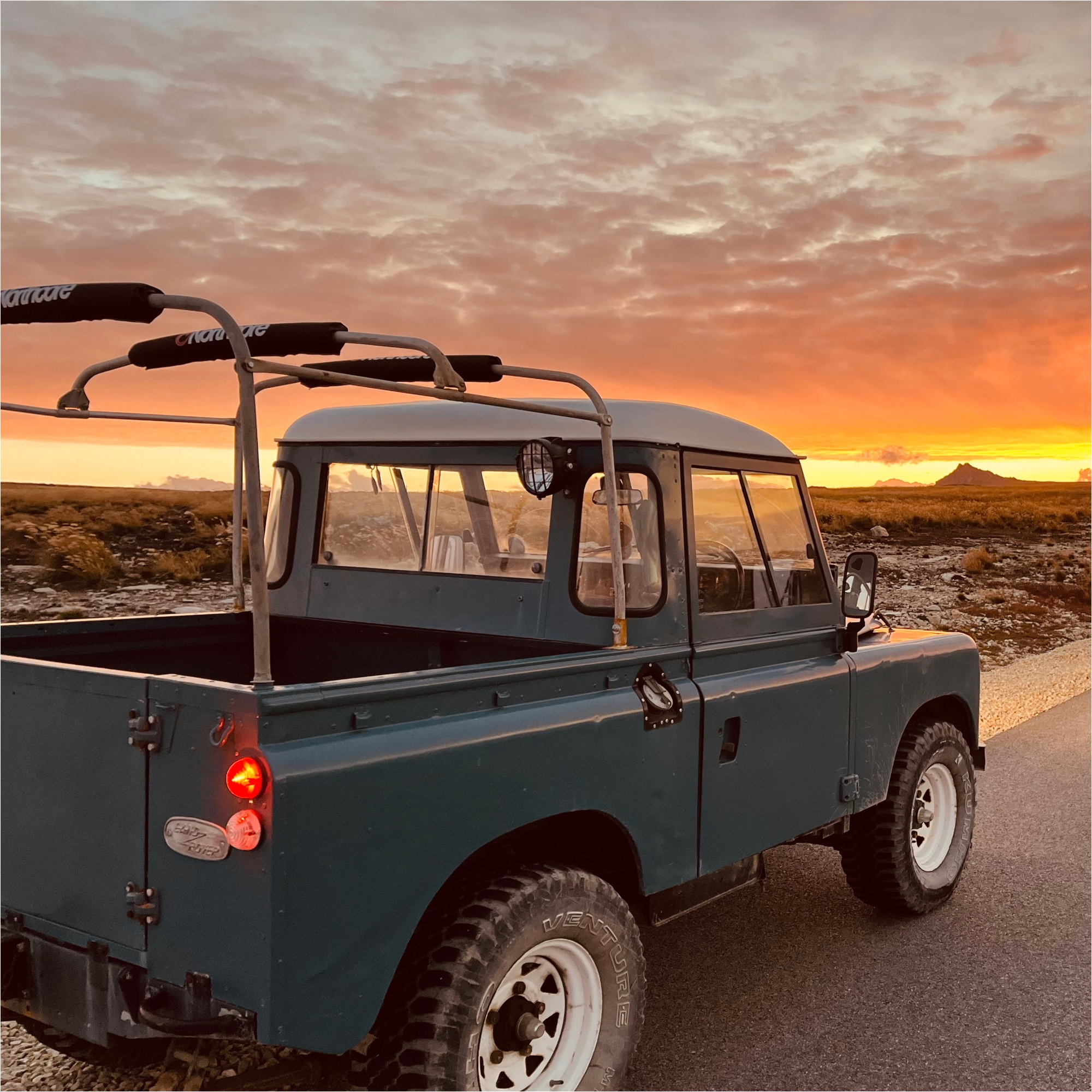 2026 Northcore Roof Rack Pads - 'Wide Load' 72cm NOCO21B - Black